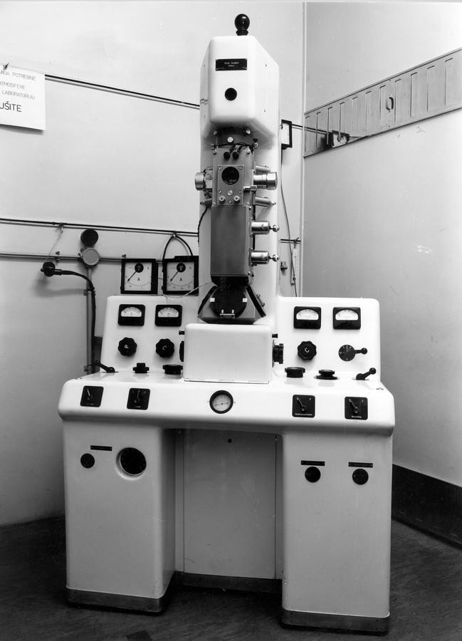 elektronski mikroskop